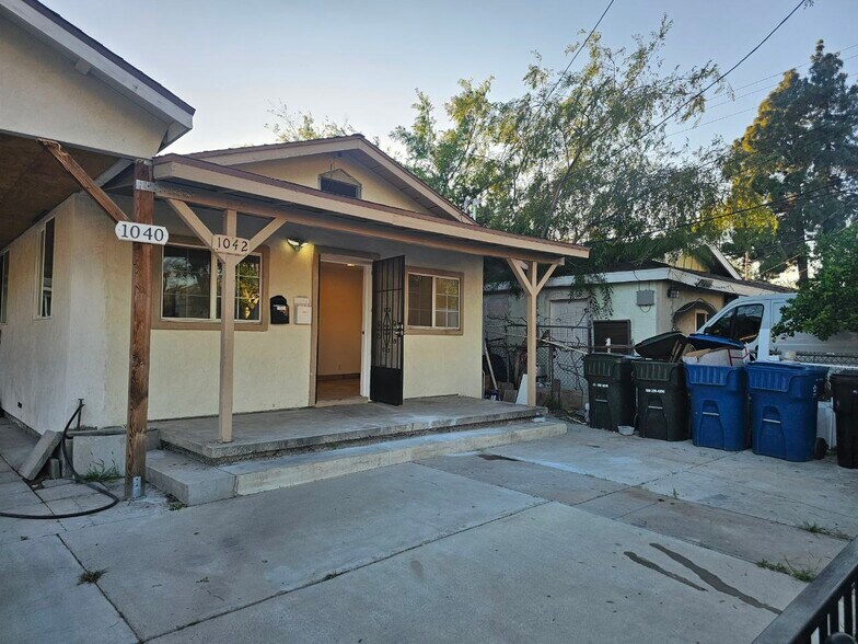 Building Photo - 1042 Hollister St