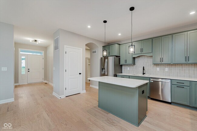 Building Photo - 15099 Covebrook Ln