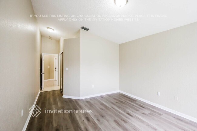 Building Photo - 5434 NW 50th Ct