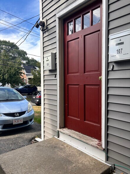 Building Photo - 109 Westmoreland Ave