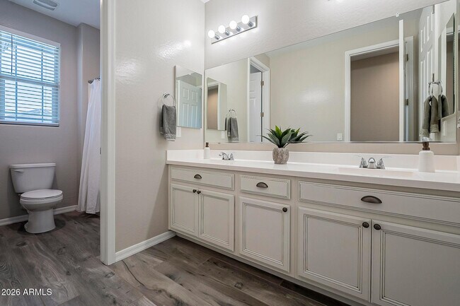 Building Photo - 11628 W Andrew Ln