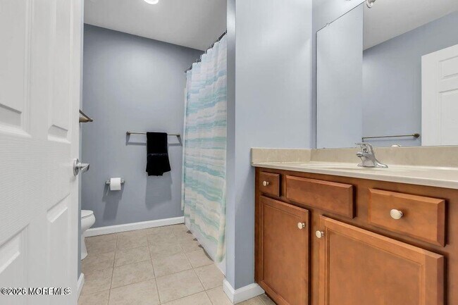 Building Photo - 52 Rockingham Way