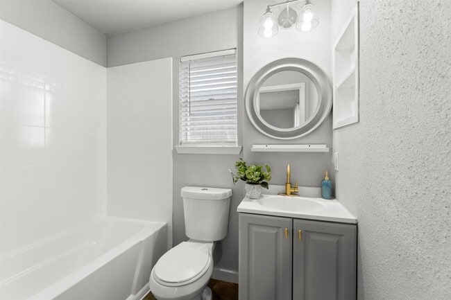 Building Photo - 1123 Rock Canyon Dr