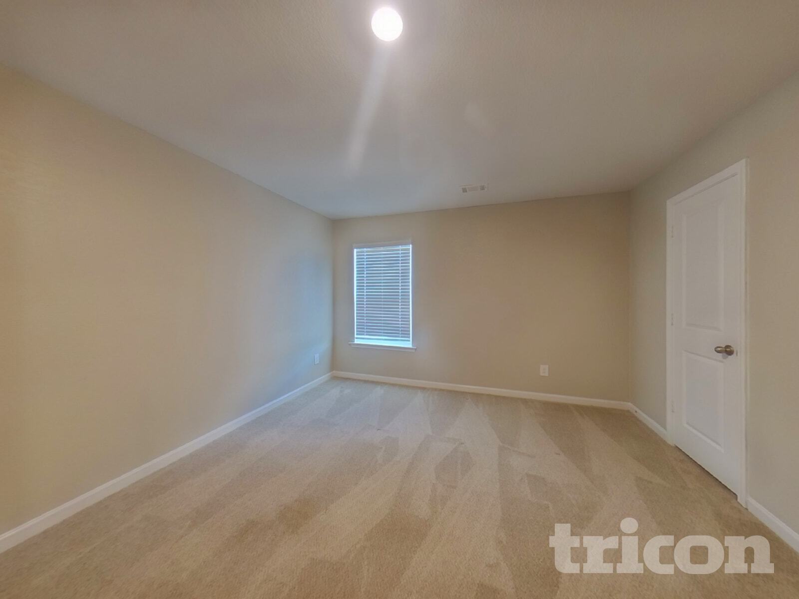 Building Photo - 1392 Deutz Dr