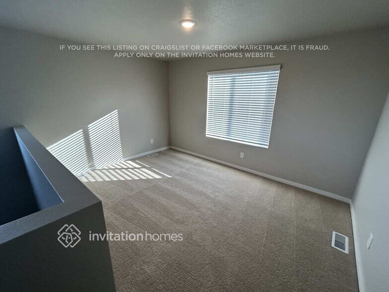 Building Photo - 2161 Christina St