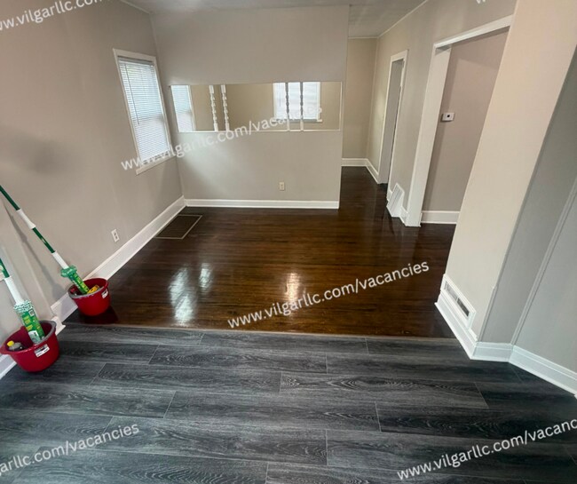 Building Photo - 308 Fillmore St