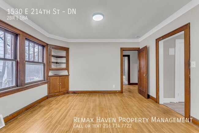 Building Photo - 1530 E 214th St