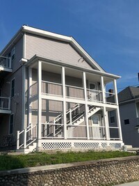 Building Photo - 45 Granite St