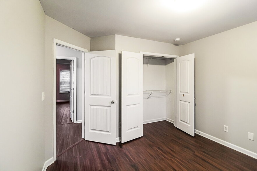 Building Photo - 64 Hamil Ct NW