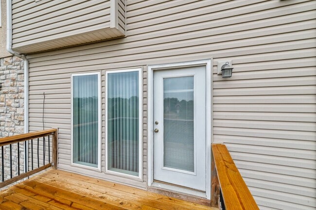 Floorplan - MOTT RIDGEWAY