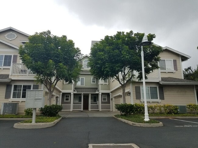 Building Photo - 3 Bedroom 3.5 Bath Covered garage at Nanea...