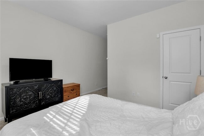 Building Photo - 2980 Kingswood Dr