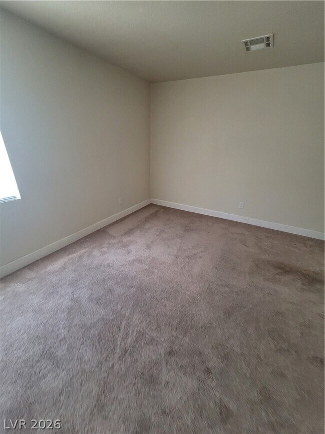 Building Photo - 3412 Townhouse Dr