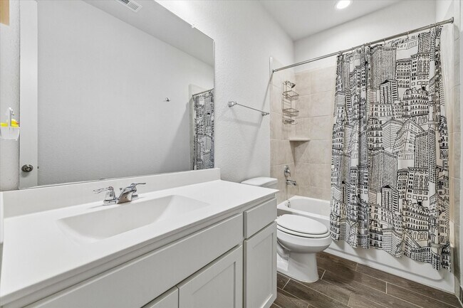 Building Photo - 1514 Canter Bayou Way