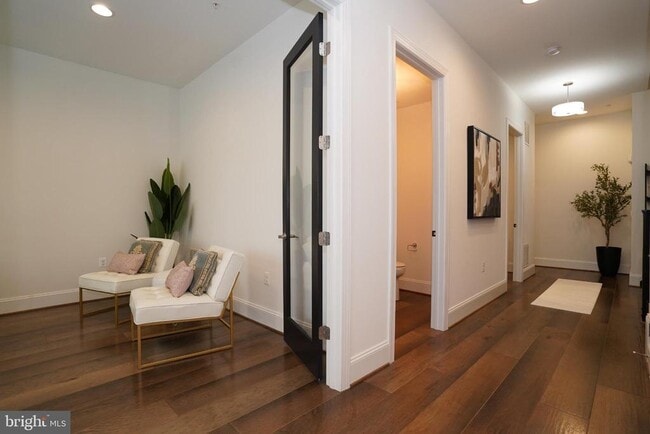 Building Photo - 44655 Provincetown Dr