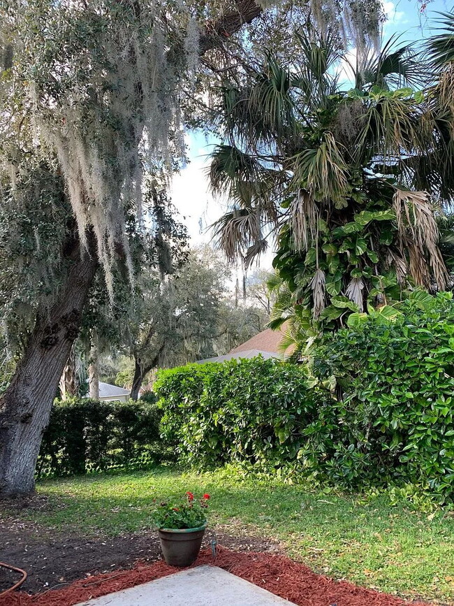 Building Photo - Spacious 4 bedroom house with 2.5 baths in desirable gated LaCita neighborhood