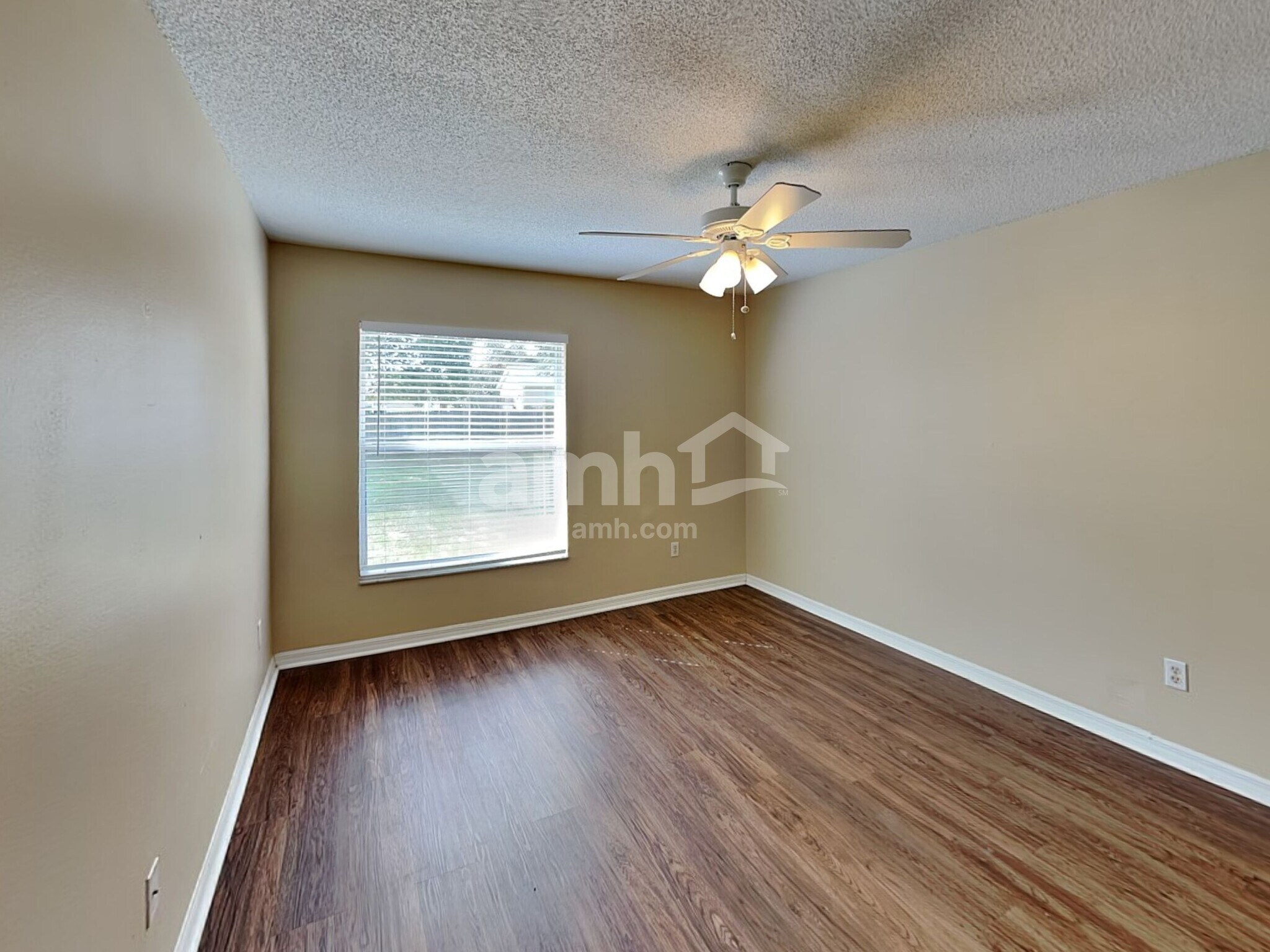 Building Photo - 10717 Siena Dr