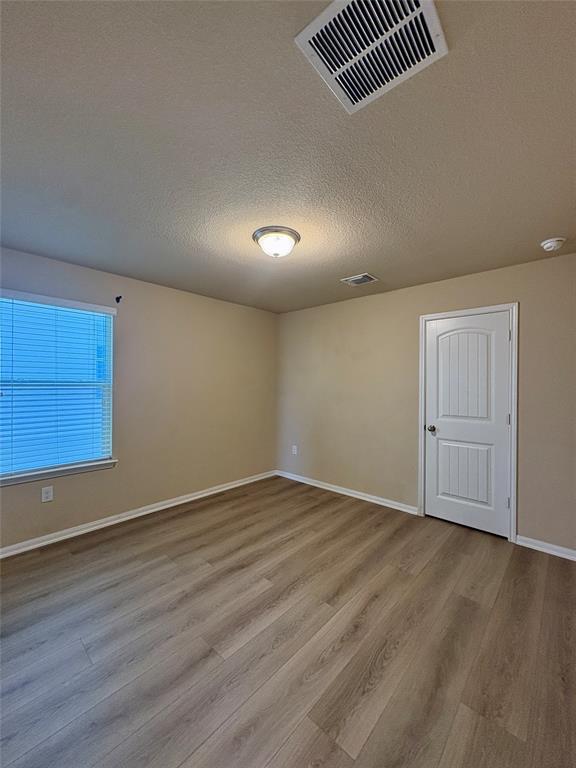 Building Photo - 2011 Langdale Ln