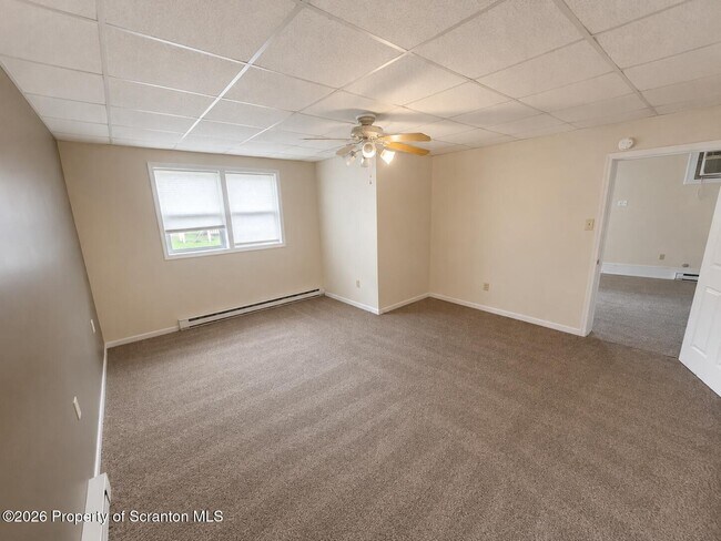 Building Photo - 1276 Main St