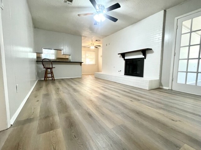 Building Photo - Saucer