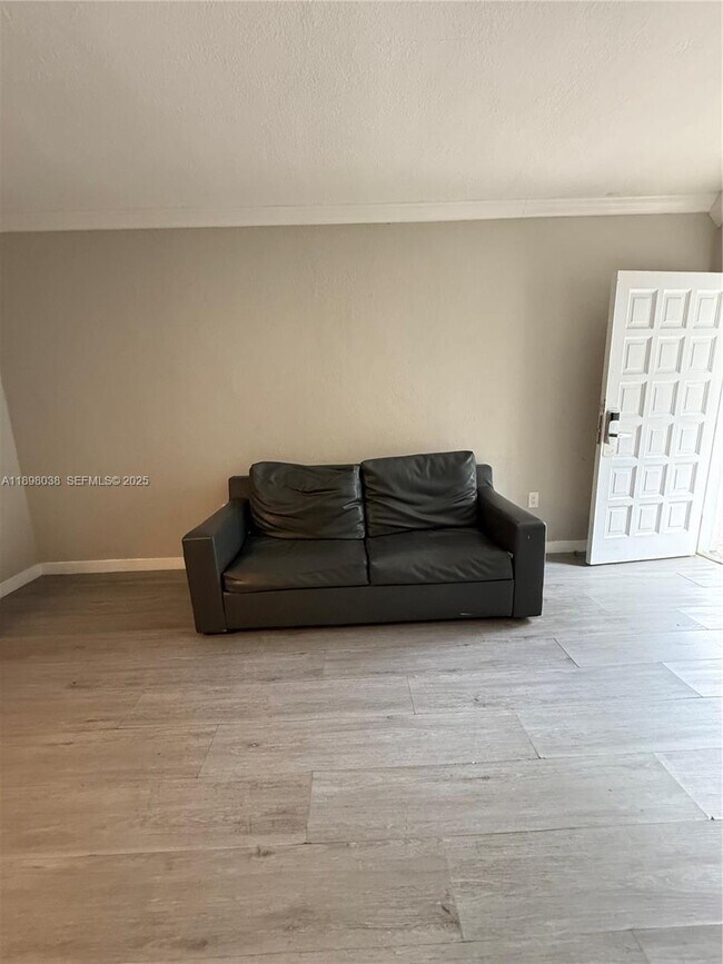 Building Photo - 7710 Harding Ave