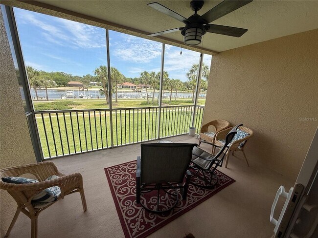 Building Photo - 800 Canopy Walk Ln