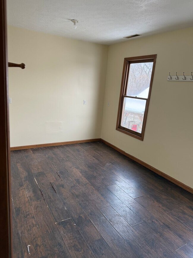 Building Photo - 1 bedroom/1 bathroom