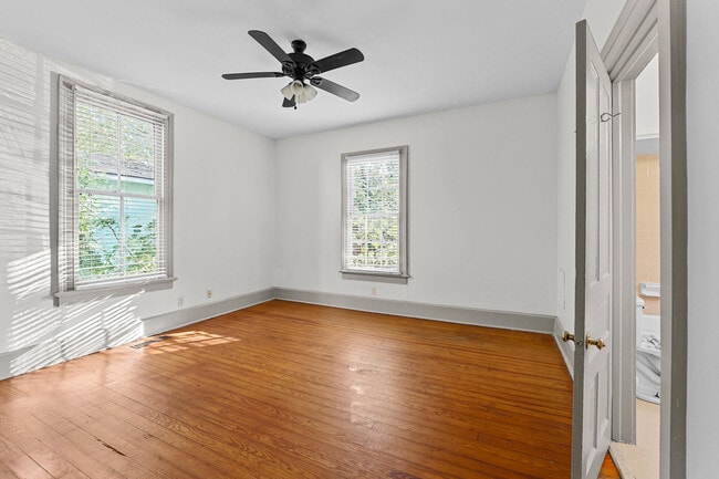 Building Photo - 320 Telfair St