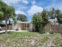 Building Photo - 3221 Fairmount Dr