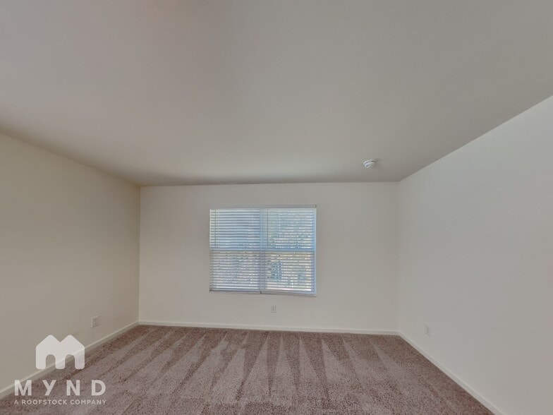 Building Photo - 2635 Coventry St SW