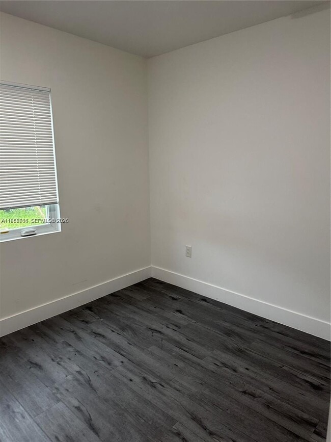 Building Photo - 224 NW 57th St