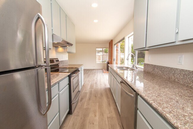 Building Photo - Spacious Two-Story 4 Bedroom/2.5 Bath Cardiff Cul-De-Sac Home Close to the Coast!