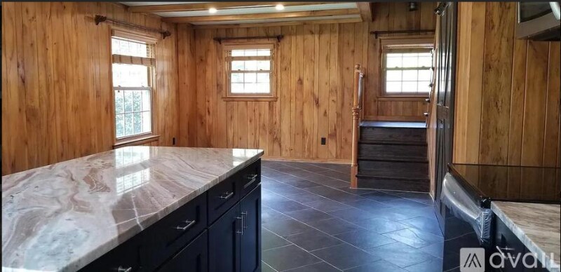 Building Photo - 7110 Ayers Meadow Ln