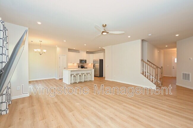 Building Photo - 1472 Carderock Springs Dr