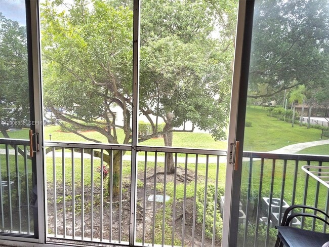 Building Photo - 12501 SW 14th St