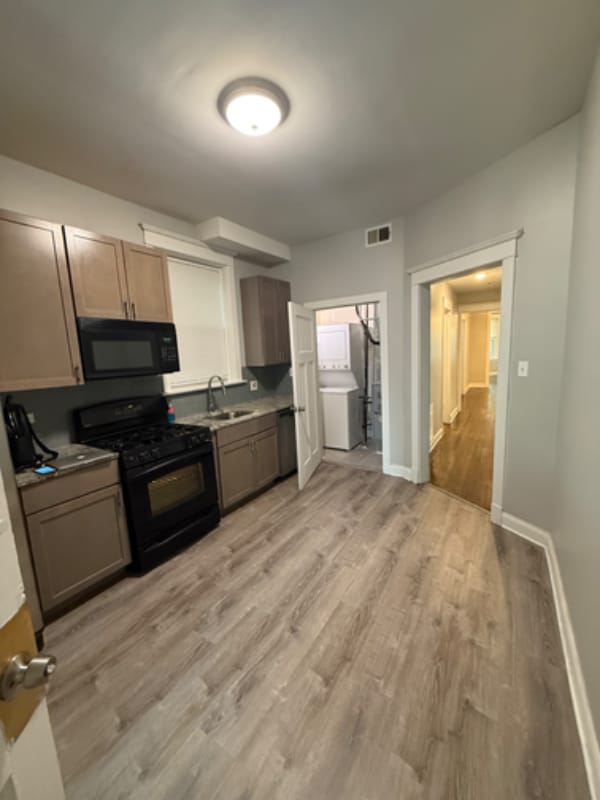 Building Photo - 5534 S Throop St