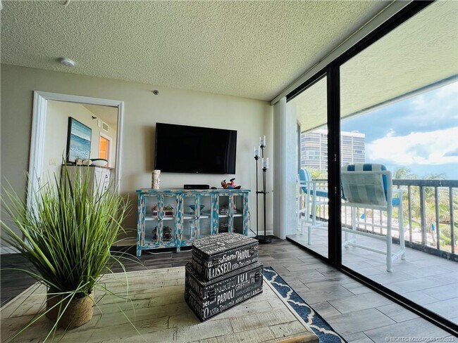Building Photo - 8880 S Ocean Dr