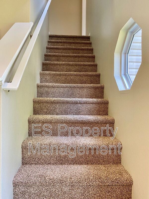 Building Photo - 1954 Angel Tear Ct