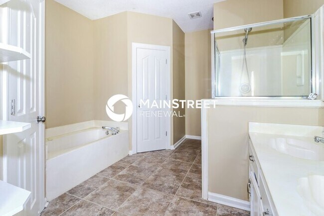Building Photo - 3 Bedroom Pet-Friendly Home in Memphis, TN...