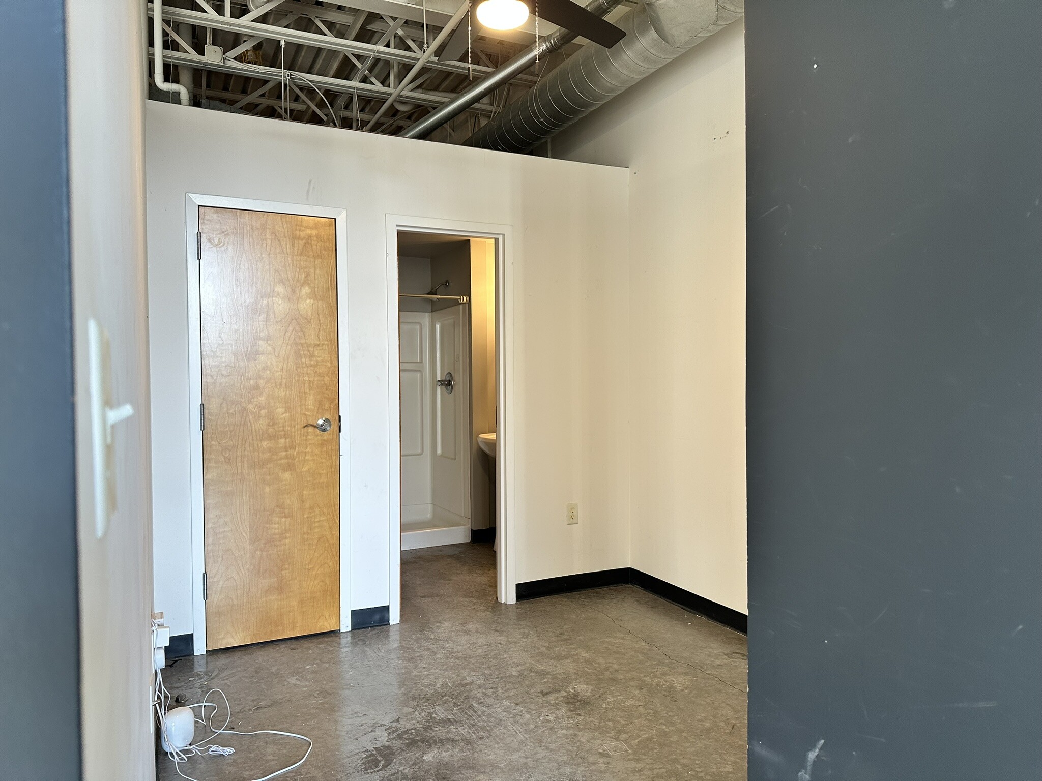 Building Photo - 5200 Peachtree Rd