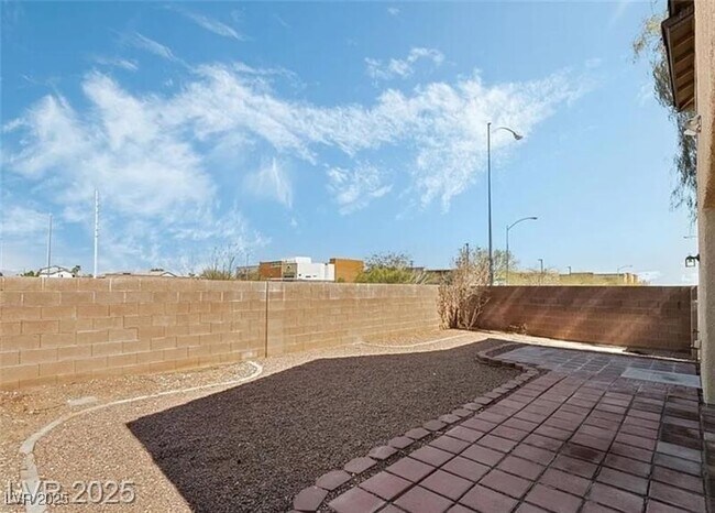 Building Photo - 4650 Chino Peak Ct