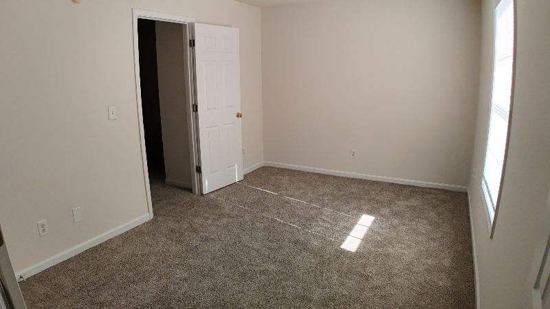 Building Photo - 221A Springfield Cir