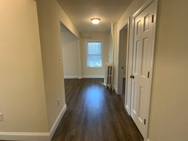 Building Photo - Toivola House Apartments LLC