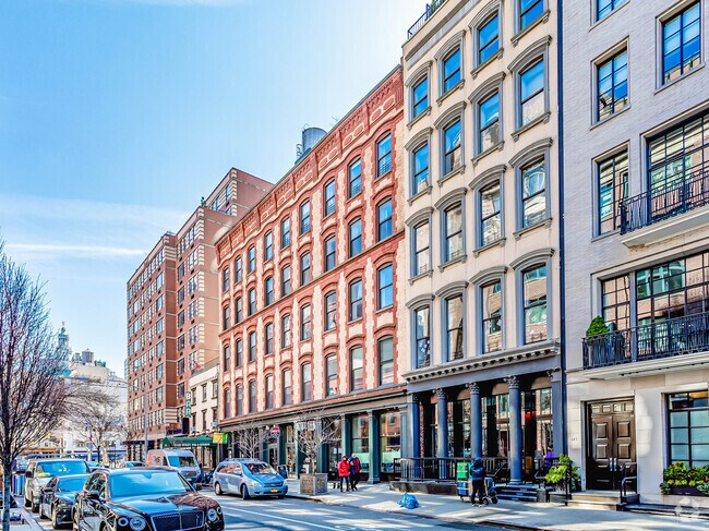 Primary Photo - 137-143 Reade St