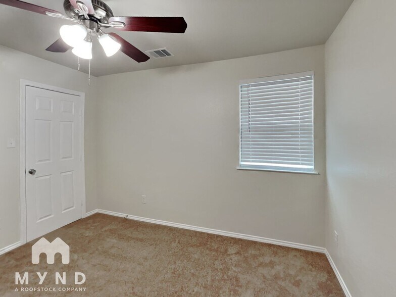 Building Photo - 109 Frierson St
