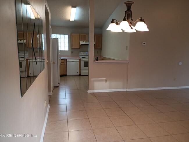 Building Photo - 3372 Mandarin Glen Cir S