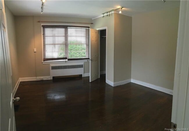 Building Photo - 1107 Richmond Rd