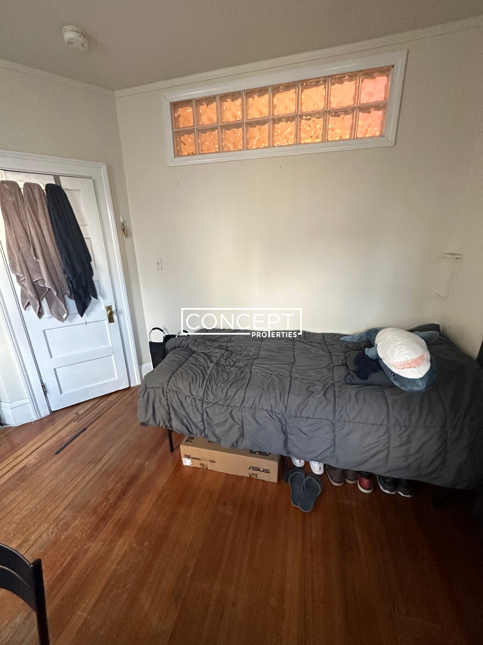 Building Photo - 52 Fenway