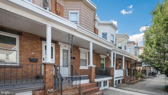 Welcome home! - 348 Lafayette St