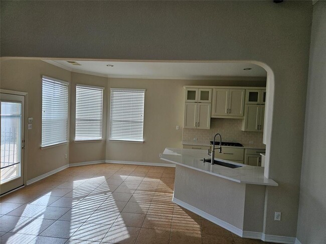 Building Photo - 7714 Bayou Green Ln